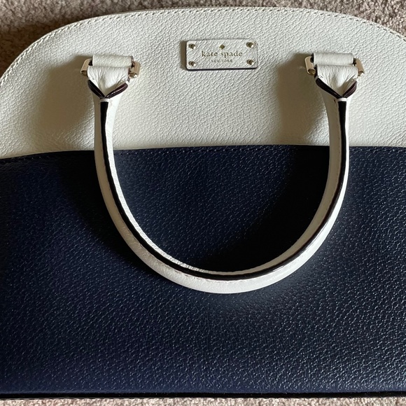 Navy and white leather Kate Spade bag - Picture 1 of 3